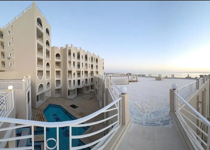 The Balcony Of The Red Sea * الغردقة